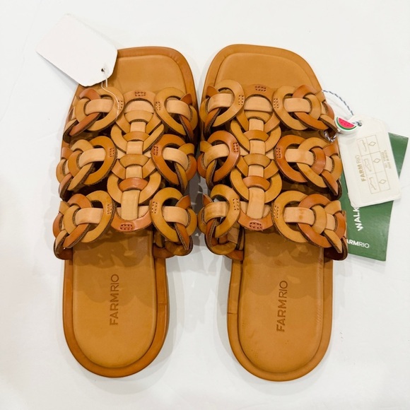 Farm Rio leather circles flats *MIS-matched sizes* - Picture 8 of 9